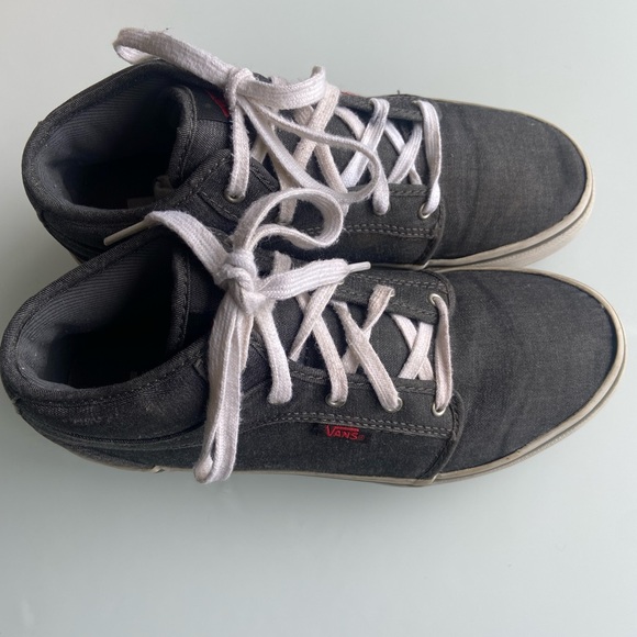 Vans- Gray Youth Size 6 - Picture 2 of 6